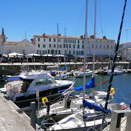 Appartement Elegant Avec Vue Sur Le Port سان مارتن دو ر المظهر الخارجي الصورة