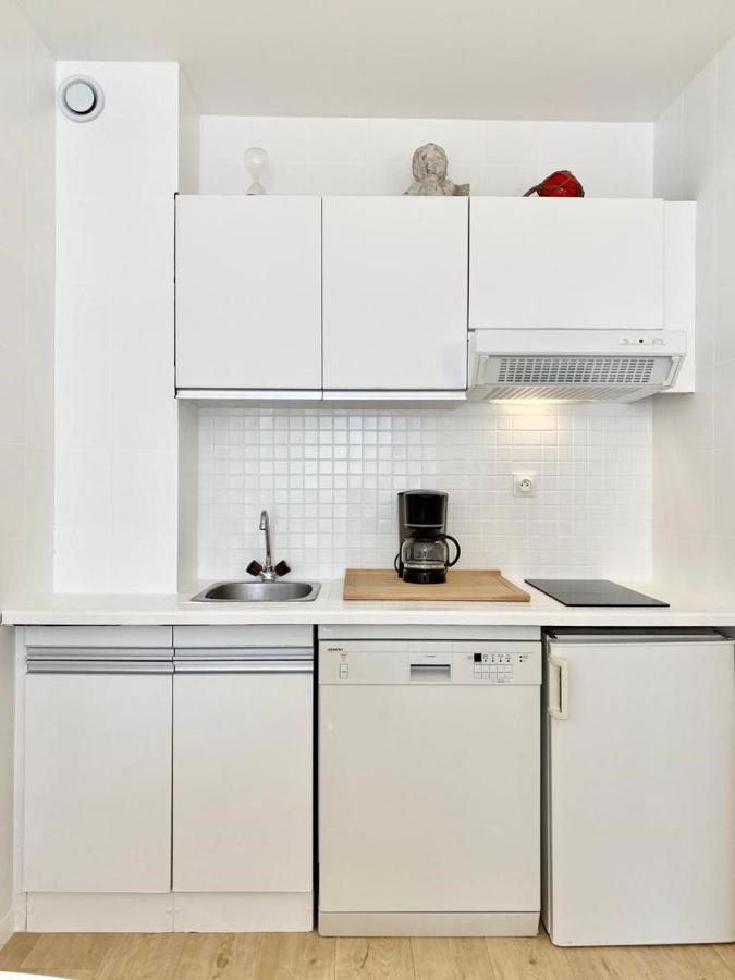 Appartement Elegant Avec Vue Sur Le Port سان مارتن دو ر المظهر الخارجي الصورة