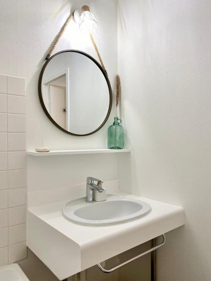Appartement Elegant Avec Vue Sur Le Port سان مارتن دو ر المظهر الخارجي الصورة